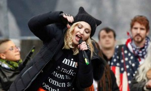 百万民众游行反特朗普 &ldquo;妇女能顶半边天&rdquo;爆红！