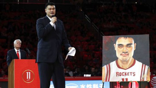 火箭队为姚明11号球衣举行退役仪式 火箭队为姚明11号球衣举行退役仪式