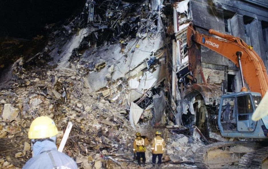 FBI首度公开五角大楼911遇袭画面 FBI首度公开五角大楼911遇袭画面