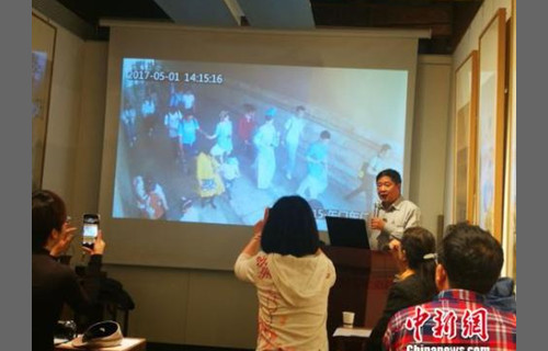 女主播“夜宿故宫”还上了慈禧的床榻?真相原来是… 女主播“夜宿故宫”还上了慈禧的床榻?真相原来是…