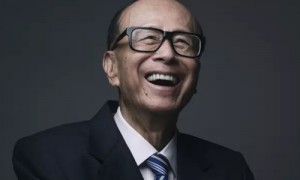 90岁李嘉诚宣布退休 香港&ldquo;超人&rdquo;时代结束