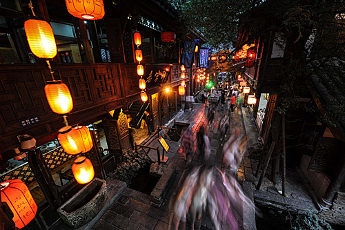 美媒评选全球最美街道 中国成都锦里古街居首 美媒评选全球最美街道 中国成都锦里古街居首