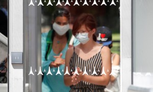 欧盟将对10余个域外国家开放边界 美国不在其中