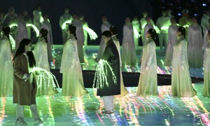 &ldquo;折柳寄情&rdquo;，外媒科普这份中国浪漫，网友惊叹太美了！