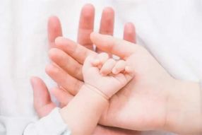 经济学人：日本如何鼓励生娃？